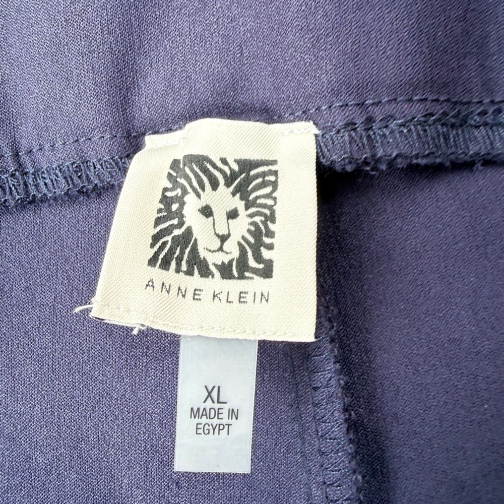 Anne Klein Women's Navy Capris - Picture 3 of 5